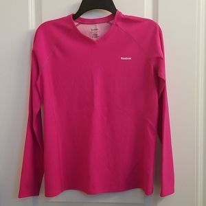 Lk New Reebok Play Dry Shirt. Large
